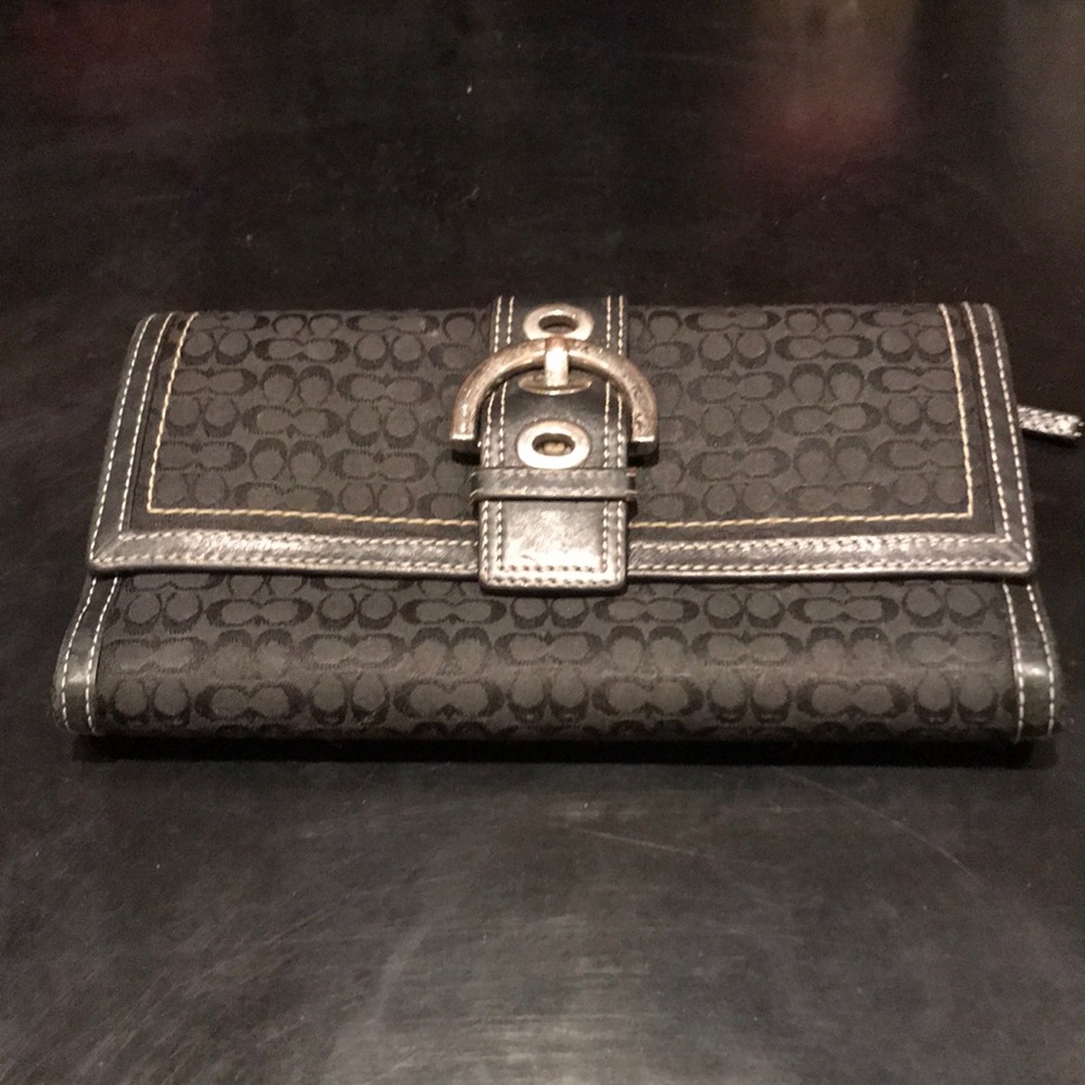 Authentic Coach Wallet